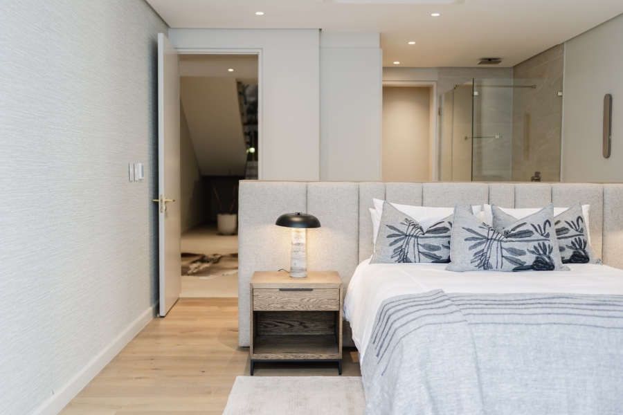 4 Bedroom Property for Sale in Fresnaye Western Cape